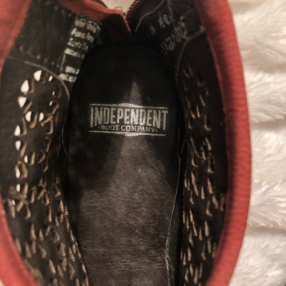 Independent Boot Co Perforated Booties Size 7 - Picture 5 of 7